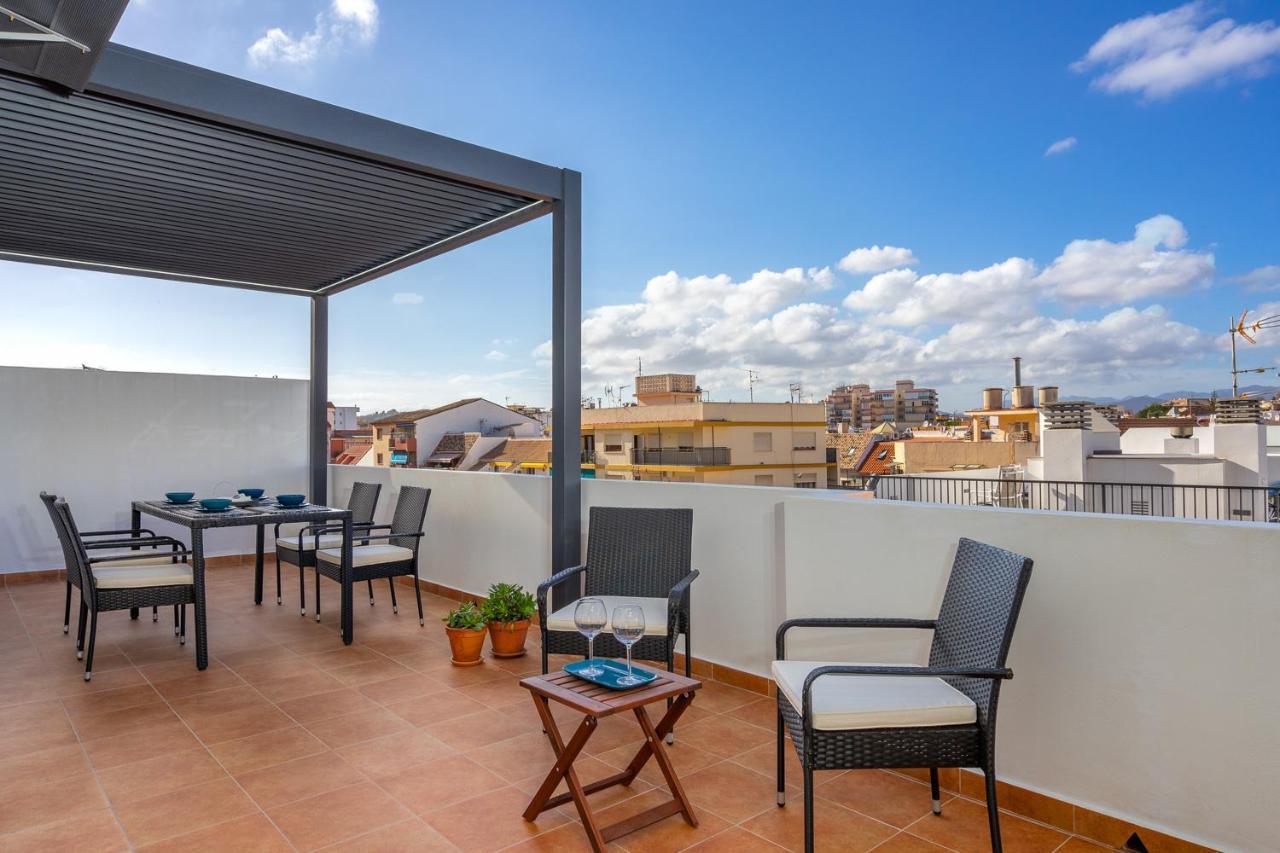 Front Line Beach In Ref 14 Fuengirola